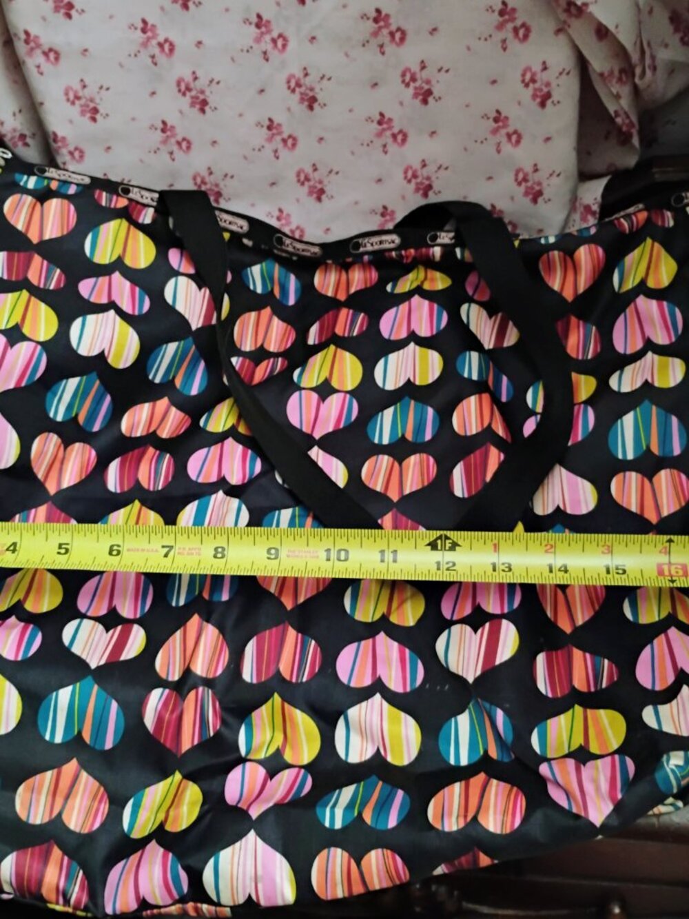 Le Sport Sac Heart Tote - Picture 9 of 9
